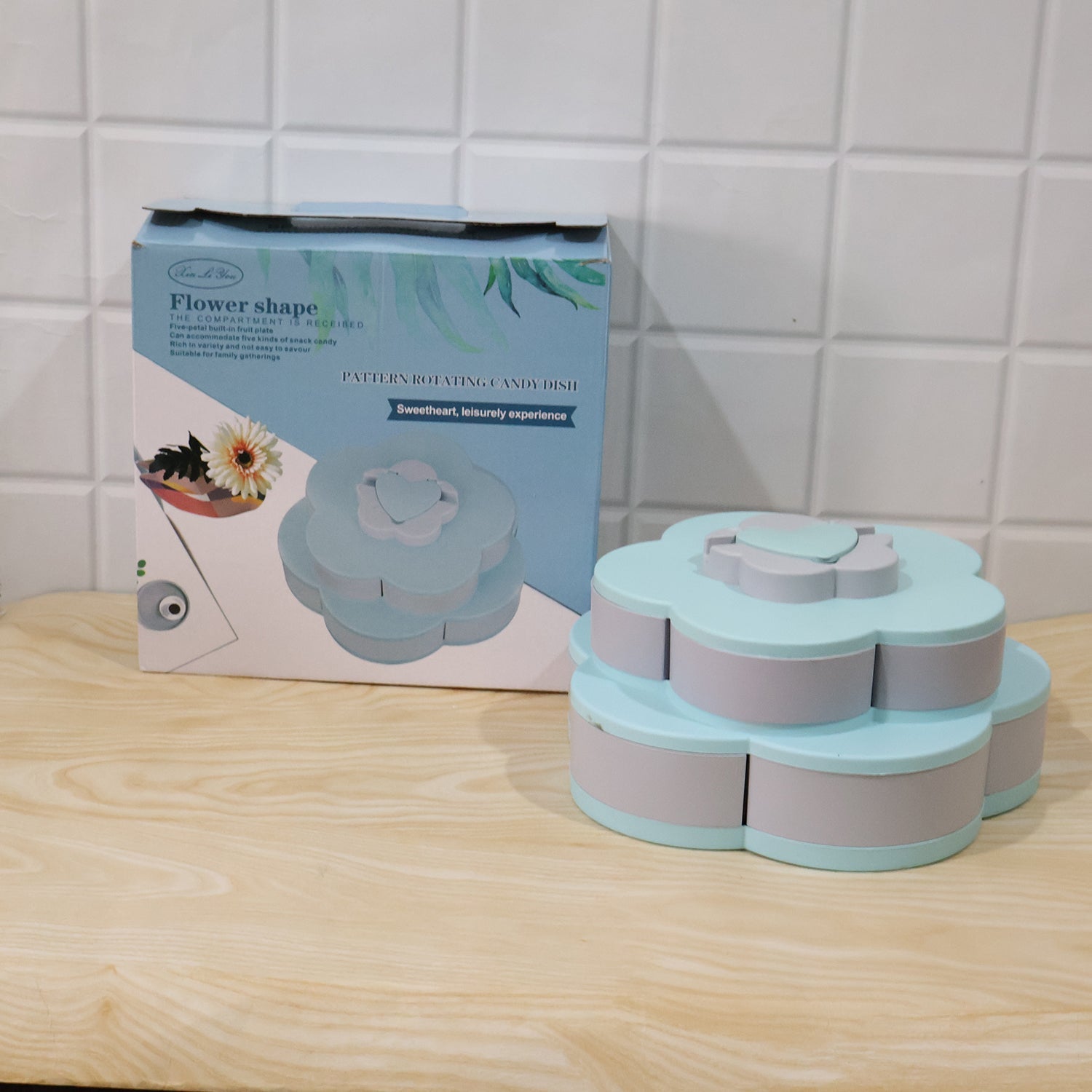 Rotating Candy Dish Flower Shape Multi Section Snack Box With Phone Holder (1 Set)